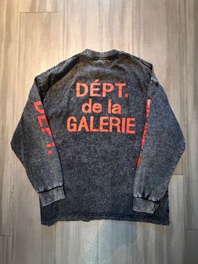 Gallery Dept Black Acid-Wash Long Sleeve Tee with Red Sleeve Detail (XL)